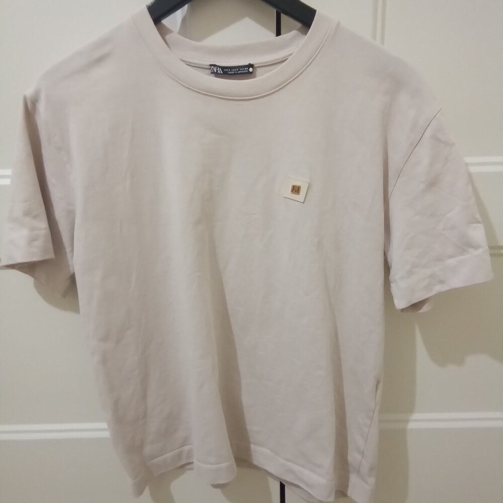 Zara womens lite beige tshirt